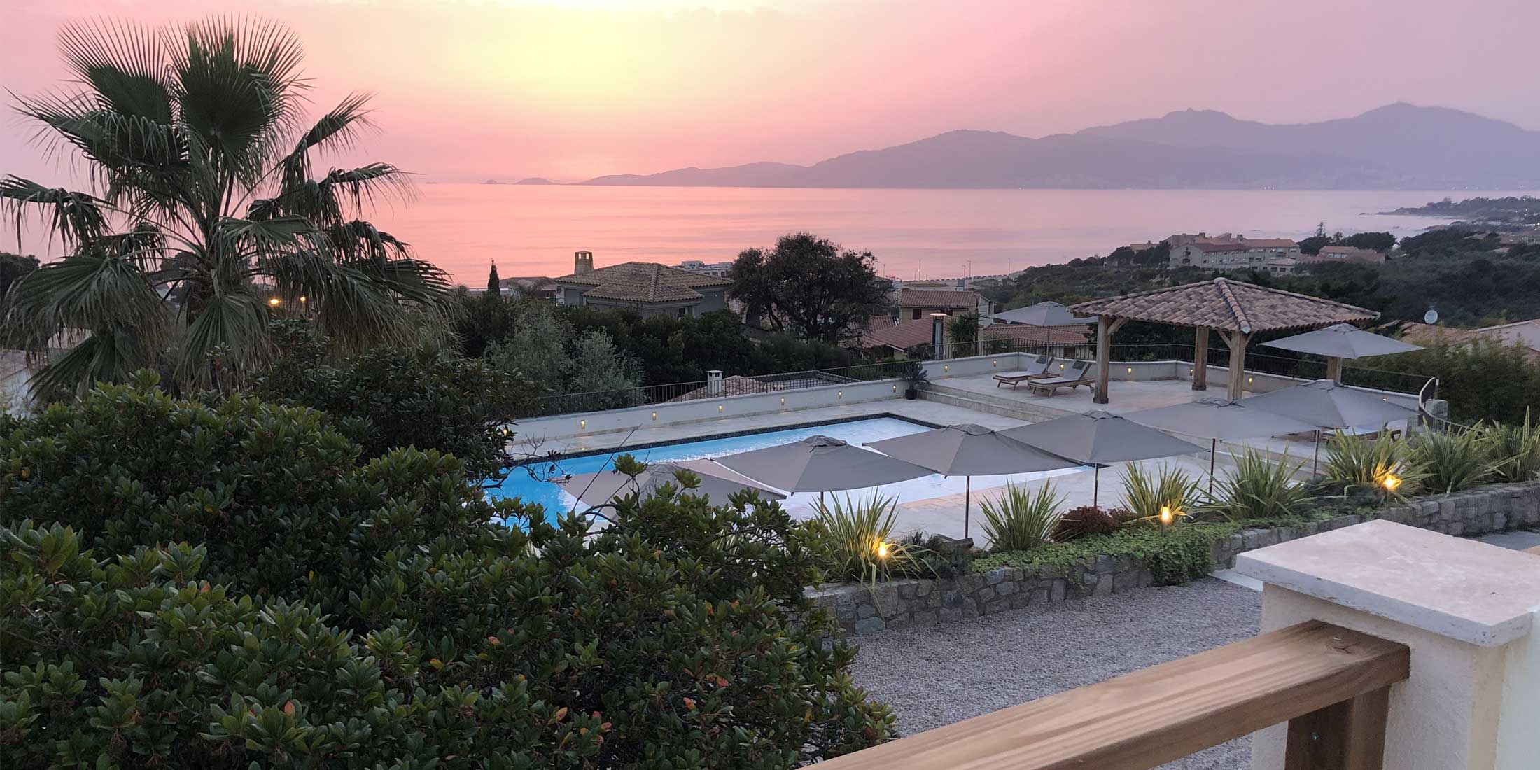 Location de vacances avec piscine à Porticcio